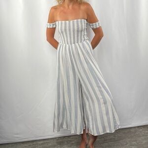 Skylar + Madison Wide Leg Stripe Off the Shoulder Jumpsuit in White Blue Size XS